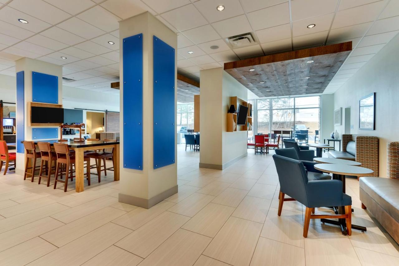 Holiday Inn Express & Suites - Dawsonville By Ihg Eksteriør billede
