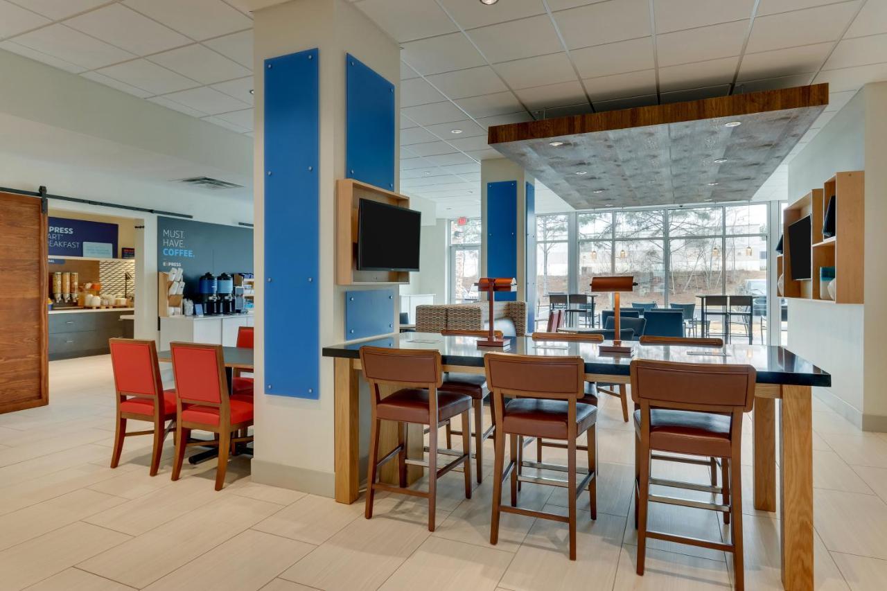 Holiday Inn Express & Suites - Dawsonville By Ihg Eksteriør billede